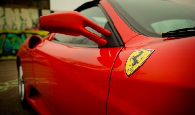 REC FERRARI COUPE