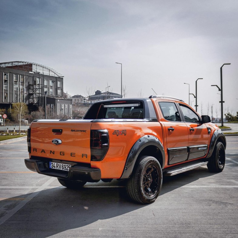 FORD RANGER PICK UP TRUCK