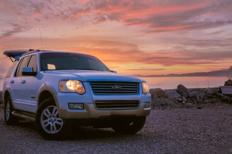 PHOTO EVENING RIDE FORD