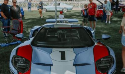 FORD GT IN RACING LIVERY