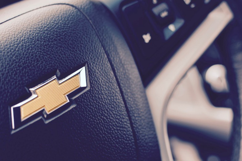 BLACK CHEVROLET STEERING WHEEL