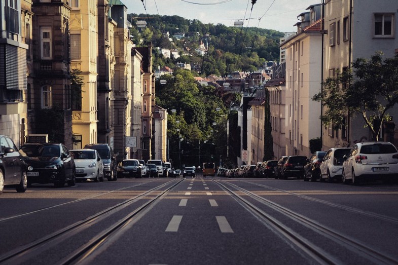 LIGHT TRAFFIC IN CITY ROAD CARS