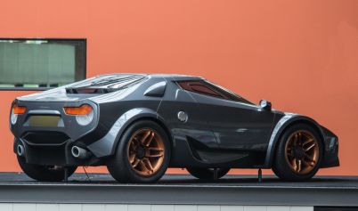 AUTOMOBILE LANCIA PROTOTYPE VEHICLE