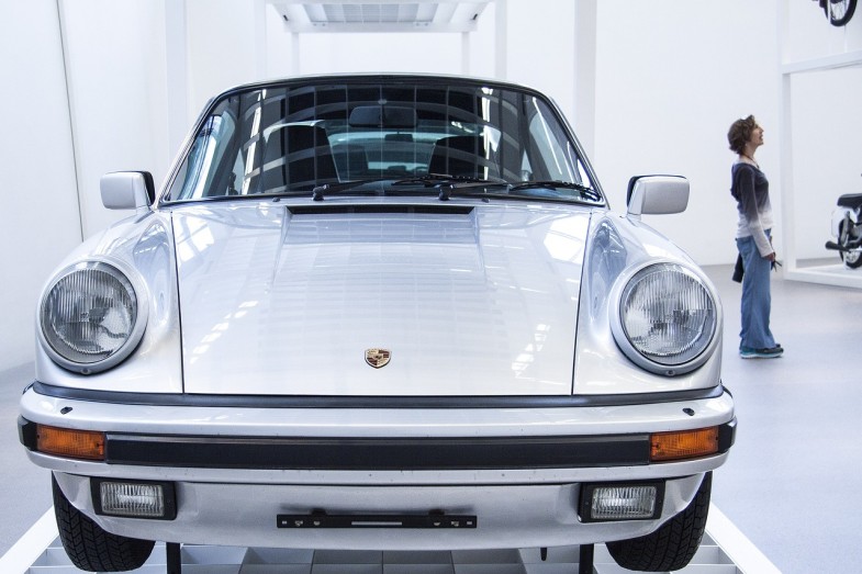 PORSCHE PORSCHE 911 AUTOMOBILE