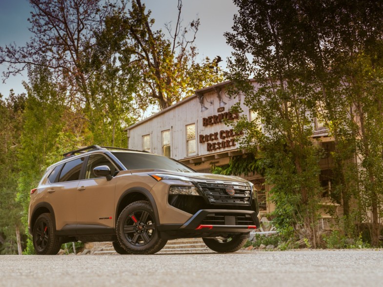 2025 NISSAN ROGUE CREEK EDITION