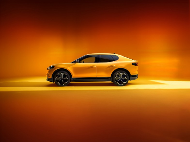 2024 FORD ELECTRIC CAPRI