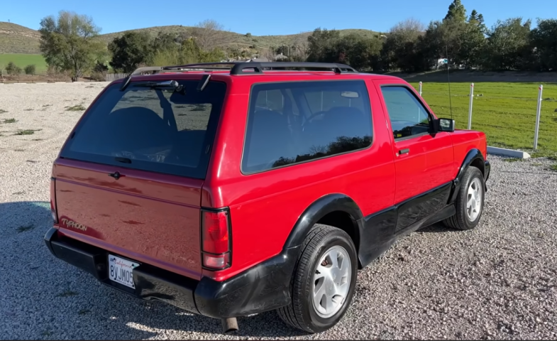 GMC Typhoon: This Rare 1990s Turbo SUV