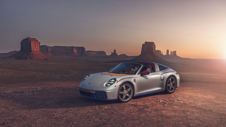 Porsche 911 Targa 4 GTS Jessie