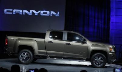 GM's recall of mid-sized pickups affects 2,432 vehicles in U.S., Canada