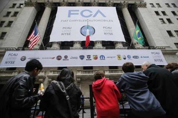 Fiat Chrysler meets US investors after launching bond, share offers