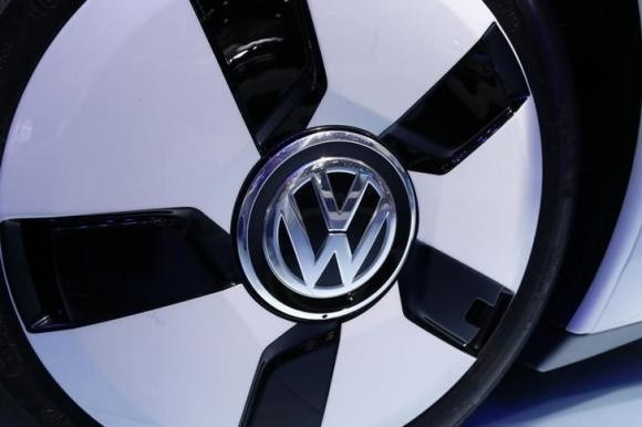 VW to unveil concept crossover intended to boost U.S. sales