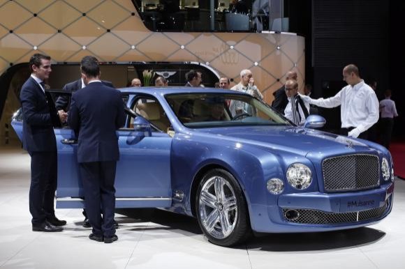 Bentley joins ultra-luxury fast lane with Mulsanne Speed