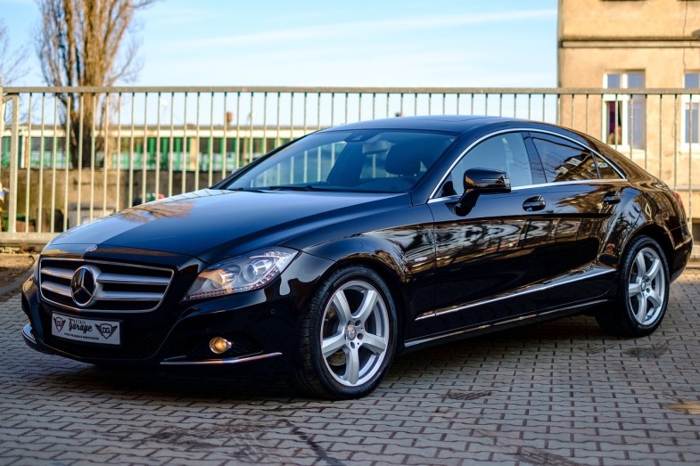CARS MERCEDES CLS AUTO TRANSPORT