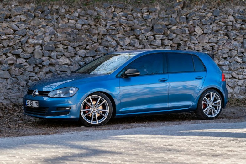 HONDA BLUE HATCHBACK CAR