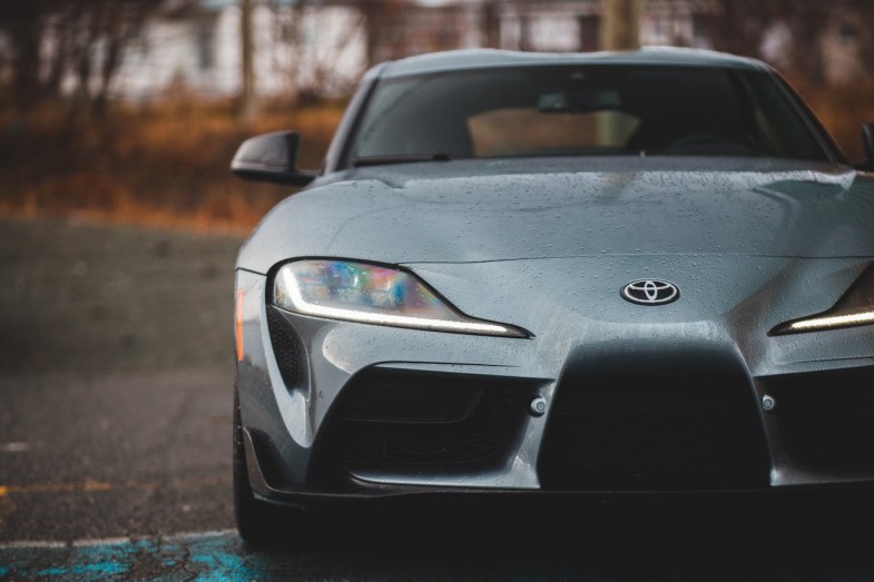 GRAY TOYOTA ON THE ROAD
