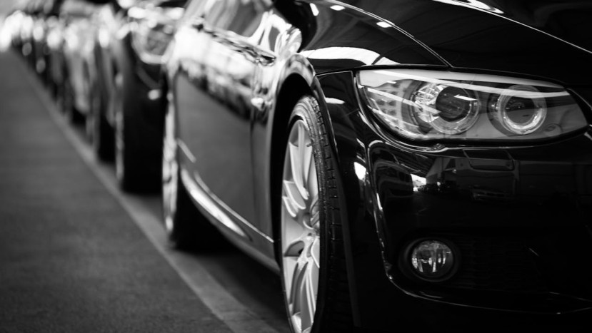 PHOTO BLACK COUPES